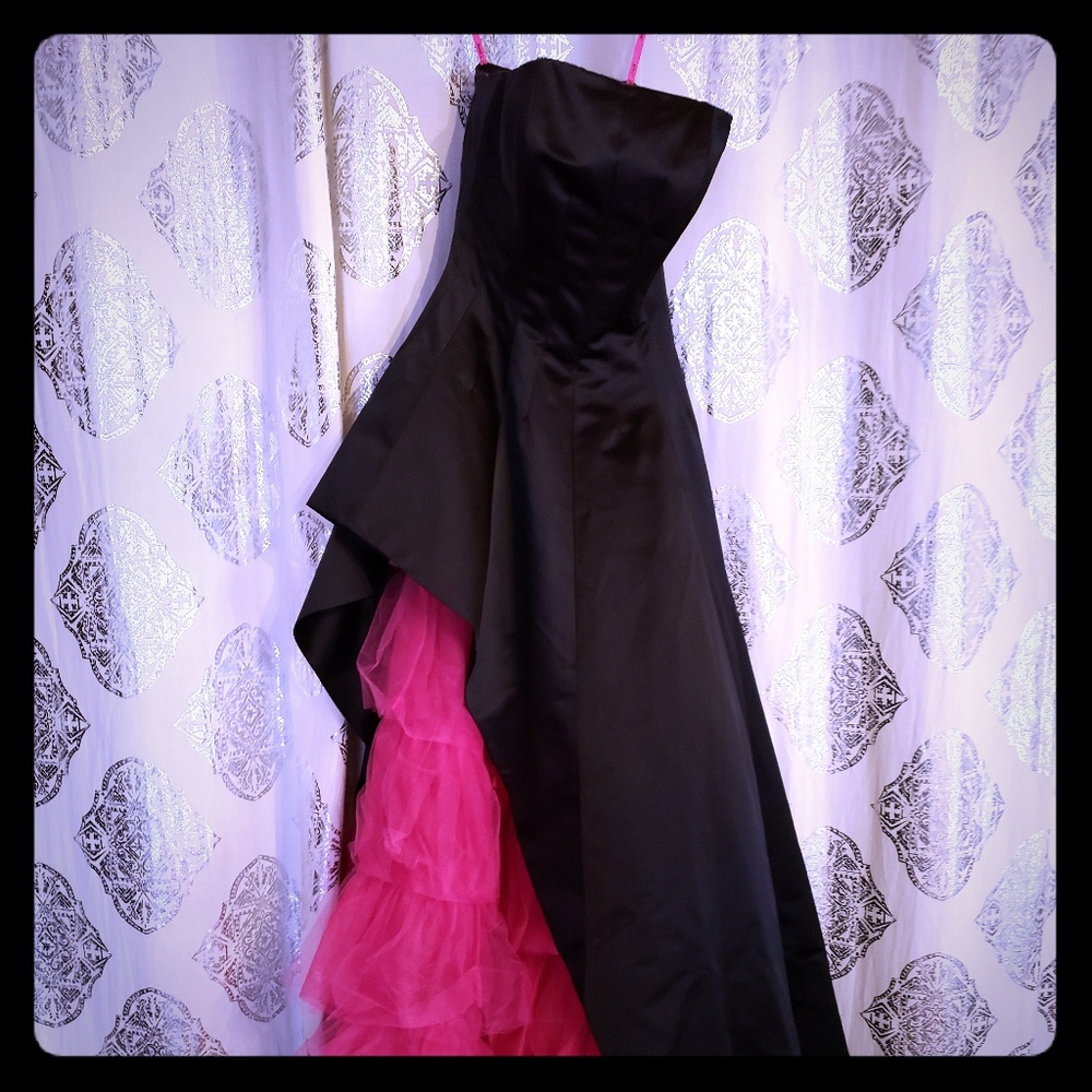 Betsey Johnson gown formal NWT!